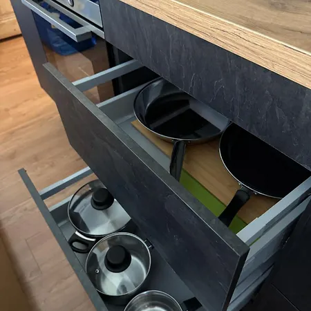 Lovely In Centre Of דירה *